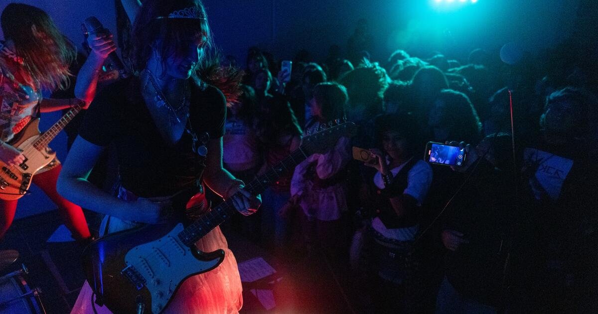 L.A. Teens Seek Normalcy After Fires: How a New All-Ages Venue Offers a Welcoming Escape