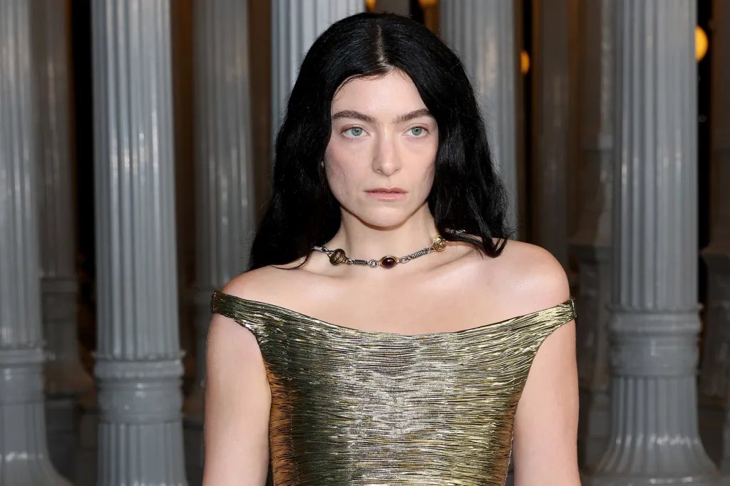 Lorde Shares Why Justin Bieber's 'Daisies' is Her Song of the Summer for 2025