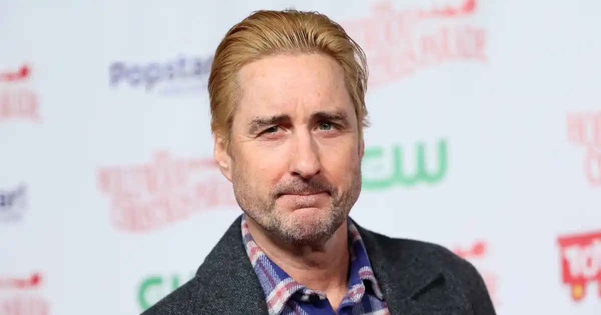Luke Wilson Surprises Everyone with New Blonde Hair at the 93rd Hollywood Christmas Parade