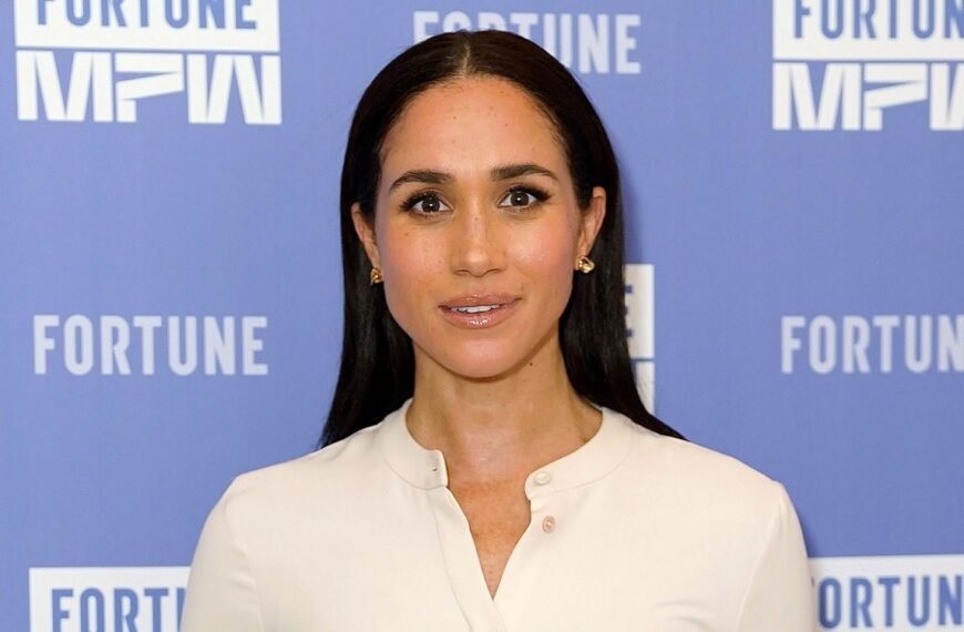 Meghan Markle Celebrates Big News with a Sweet Childhood Photo of Her and Her Mom