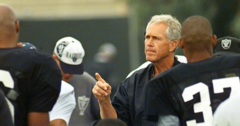 Mike White, Beloved Former Coach of the California and Oakland Raiders, Passes Away at 89