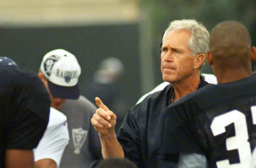 Mike White, Beloved Former Coach of the California and Oakland Raiders, Passes Away at 89