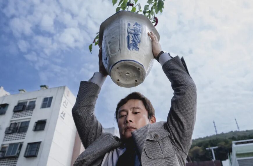 Neon Invites Fortune 500 CEOs to a Special Screening of Park Chan-wook’s ‘No Other Choice’