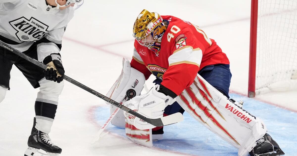 Panthers Celebrate Victory as Kings Extend Winless Streak to Four Games