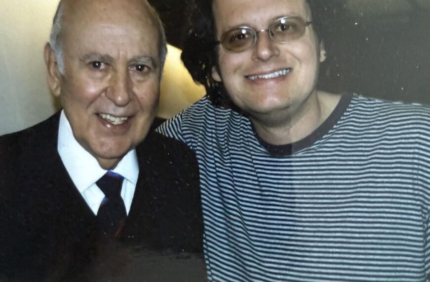 Remembering Robbie: Conversations with Rob and Carl Reiner