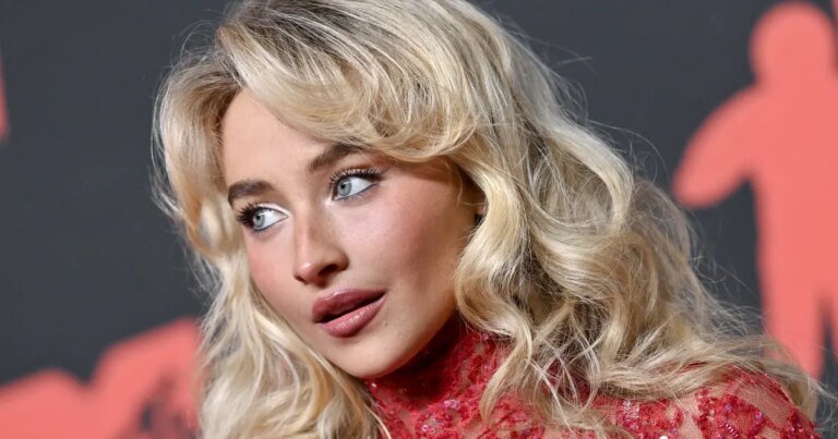 Sabrina Carpenter Shares Her Favorite Lash-Lengthening Mascara That Shoppers Love