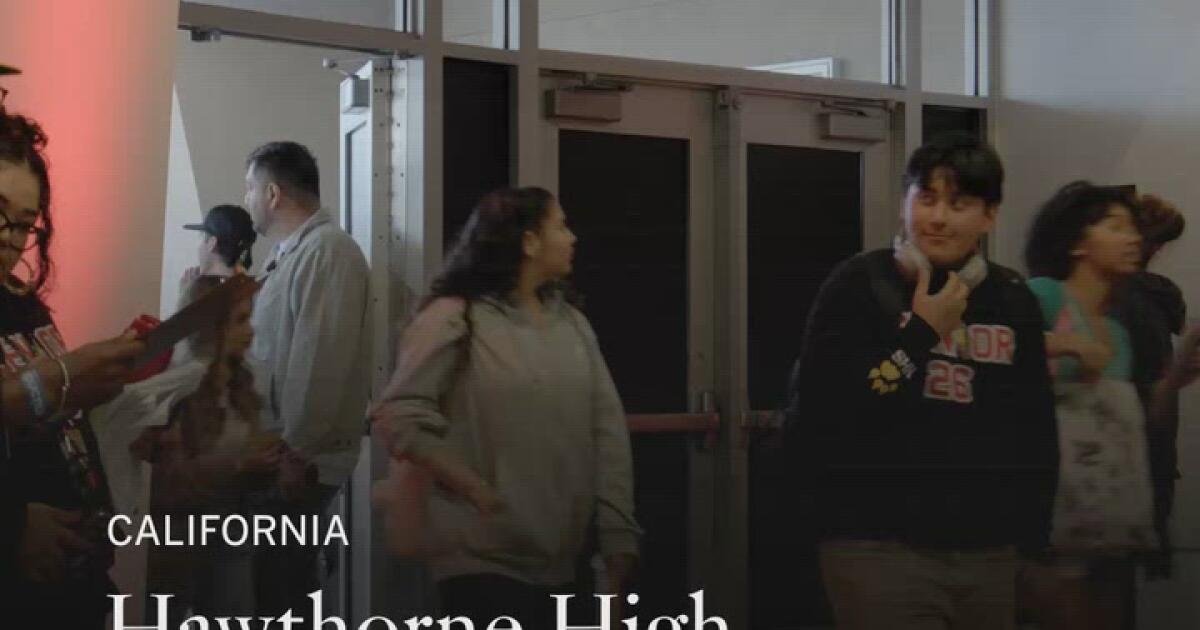 Seniors at Hawthorne High School Enjoy a Special Surprise Visit