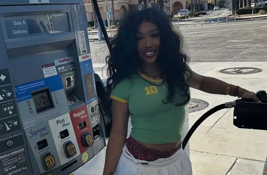 Stars: Relatable Moments That Connect Us All