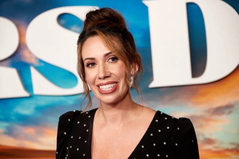 Tara Hernandez's Historical Comedy 'Regency' Gets a Green Light for a Pilot at CBS