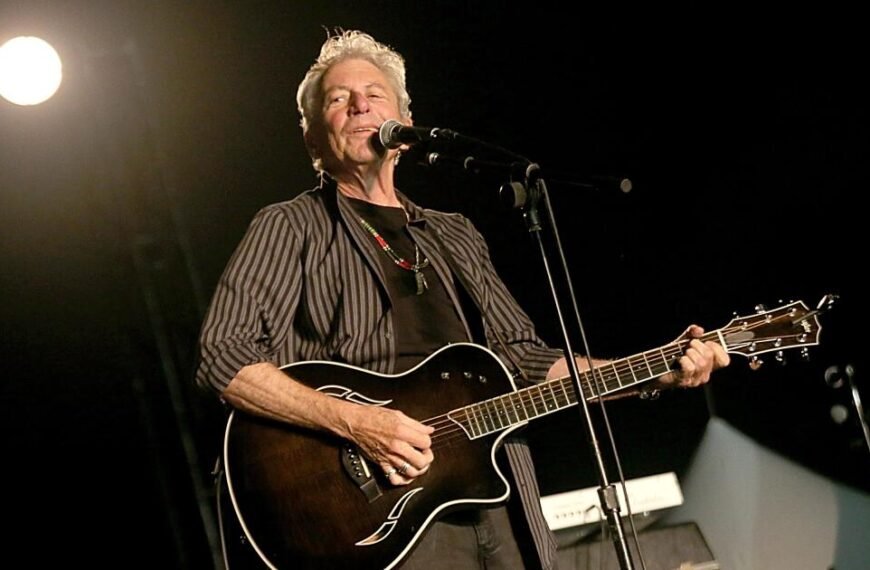 Texas Country-Rock Icon Joe Ely, Known for Collaborations with The Clash and Bruce Springsteen, Passes Away at 78