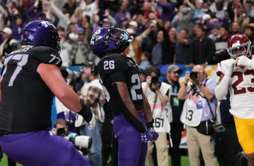 USC Alumni Share Thoughts on Lincoln Riley and the Trojans' Alamo Bowl Loss