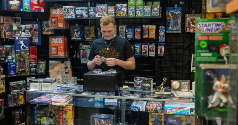 Why Sports Memorabilia Collectors Love Chase Cards Like Winning a Lottery Ticket