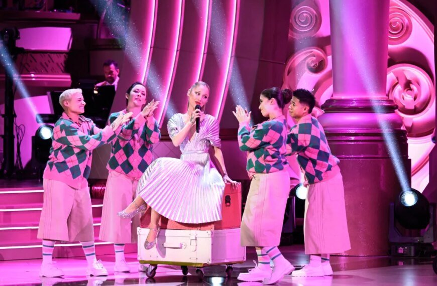 Wicked: Enjoy a Special New Year's Eve Encore; Snoop Dogg's Show Change Announced