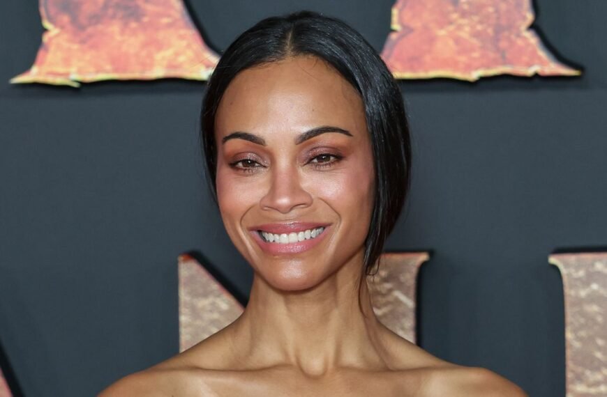 Zoe Saldaña Celebrates Christmas in a Fun and Festive Outfit