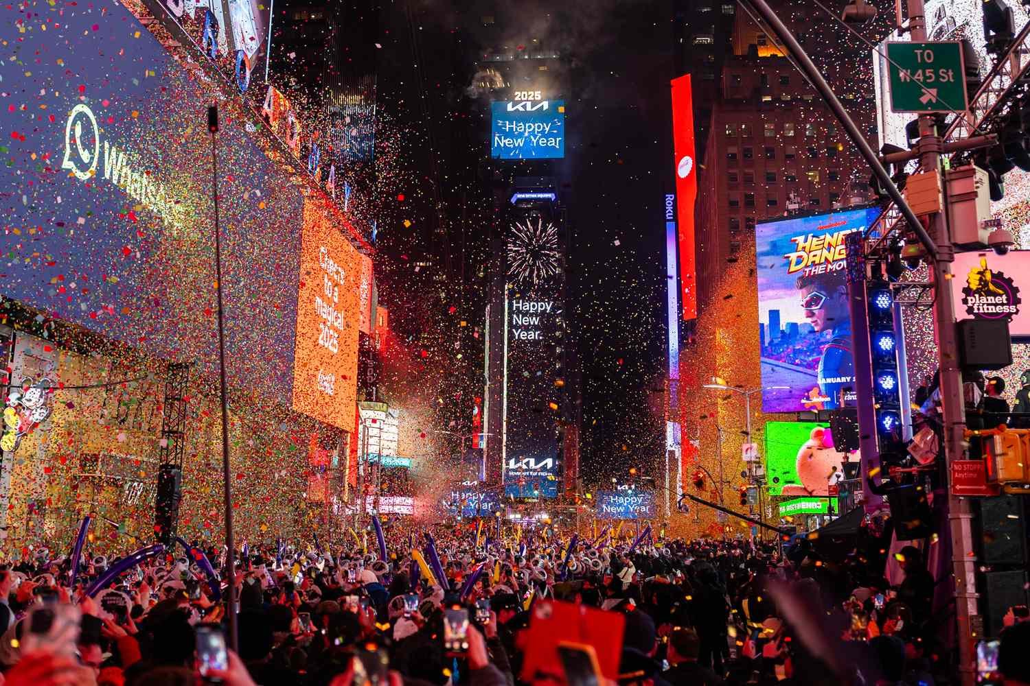 Tips for Watching the 2026 New Year's Eve Ball Drop in Times Square for Free