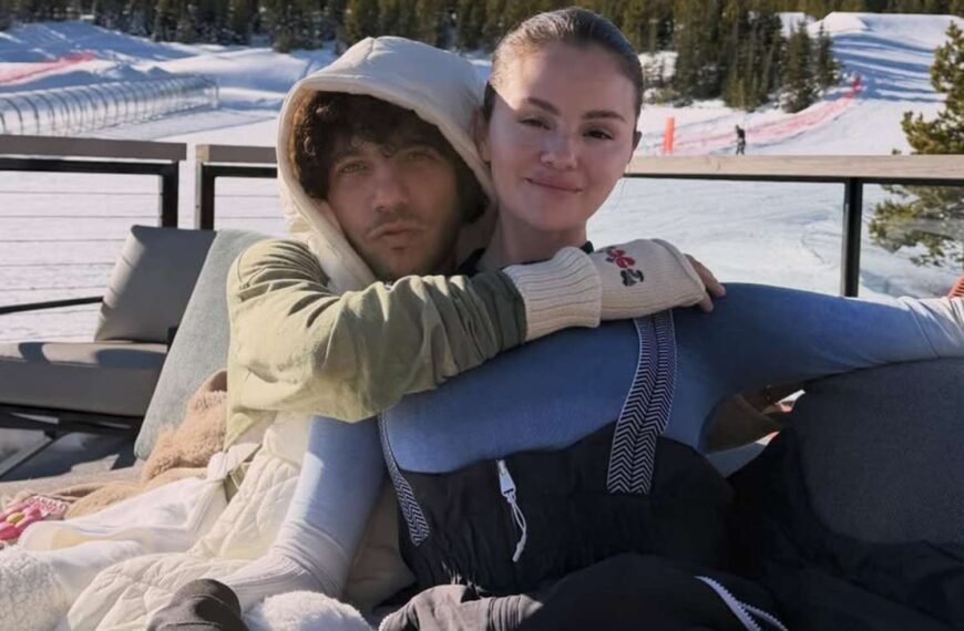 Selena Gomez and Benny Blanco Enjoy a Cozy Snowy Getaway Together