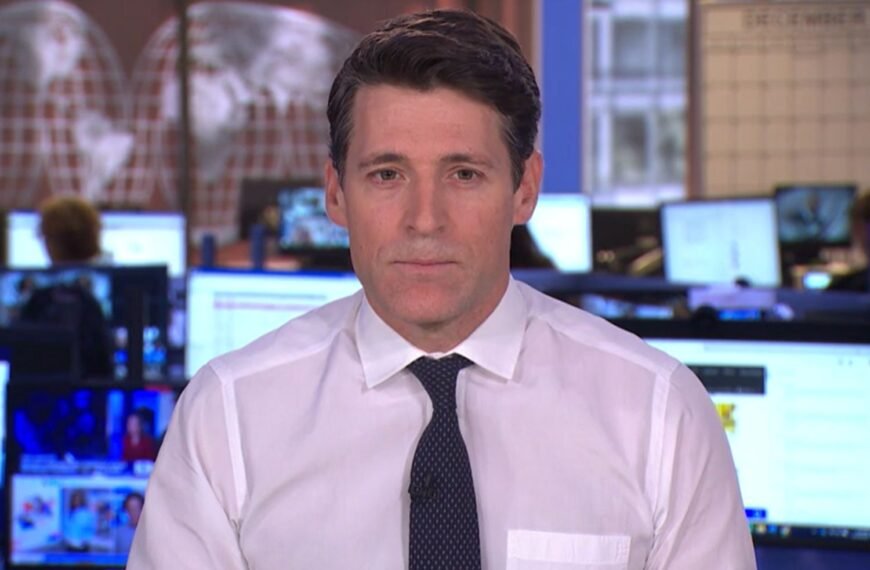 Tony Dokoupil Prioritizes CBS Evening News Viewers Over Corporate Interests in His Anchor Debut: “I Report for You”