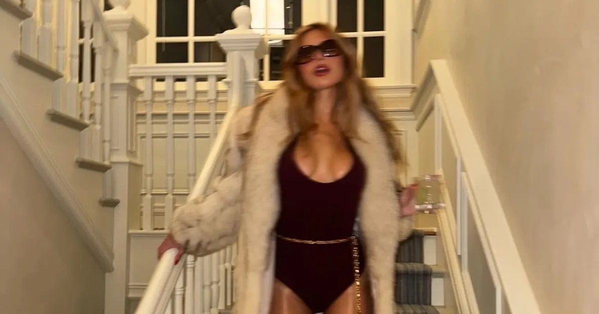 Brooks Nader Elevates the ‘80s Apres Ski’ Style with a Bold Pantsless Fashion Choice