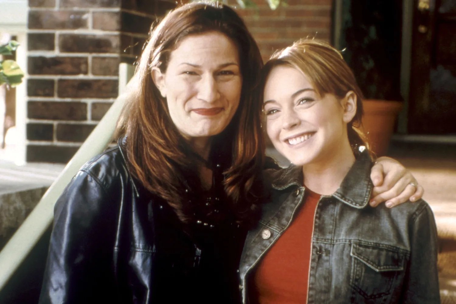 MEAN GIRLS, Ana Gasteyer, Lindsay Lohan, 2004.