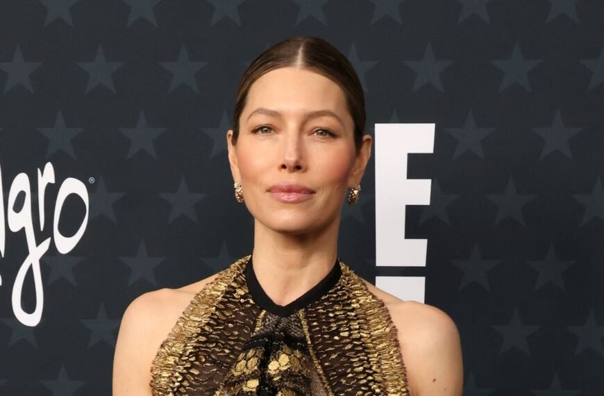 Jessica Biel Shines in Gold Sequins at Her First Critics Choice Awards in Eight Years