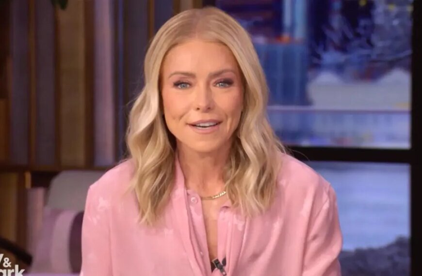 Kelly Ripa Shares Her Funny Makeup Mistake on ‘Live’ When She Used Contour Instead of Foundation