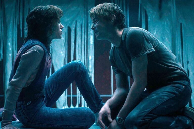 Charlie Heaton Shares His Thoughts on Jonathan and Nancy's Ending in Stranger Things