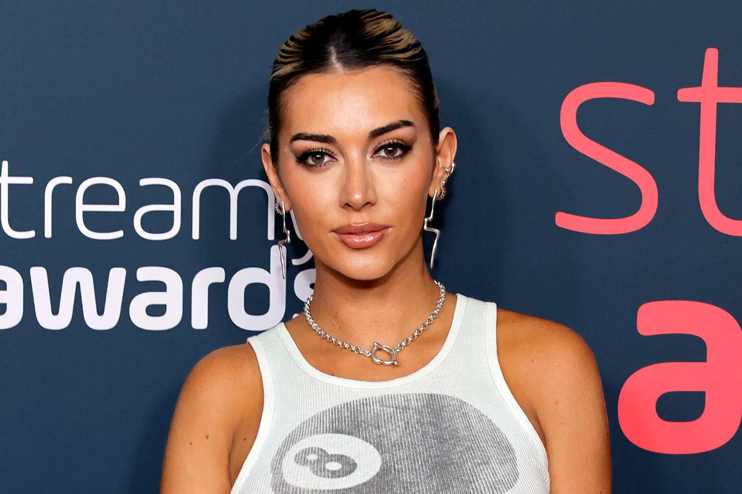 Brianna LaPaglia Breaks Silence with Taylor Swift Lyrics Amid Zach Bryan's New Diss Track