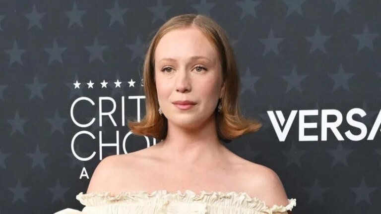 Hannah Einbinder Urges Change After Renee Good's Tragic Death: We All Deserve Safety