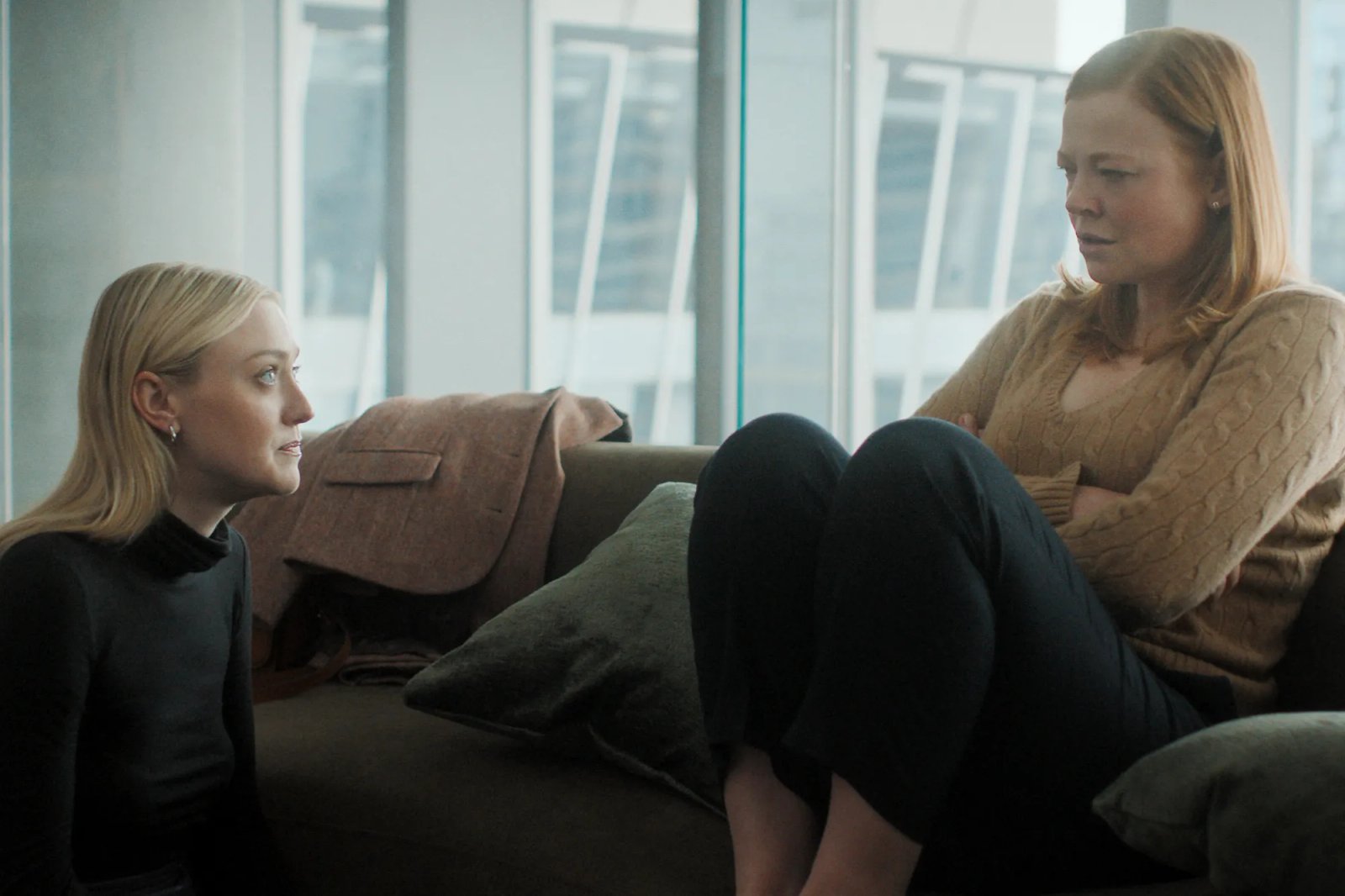 ALL HER FAULT -- Episode 102 -- Pictured: (l-r) Dakota Fanning as Jenny, Sarah Snook as Marissa Irvine 