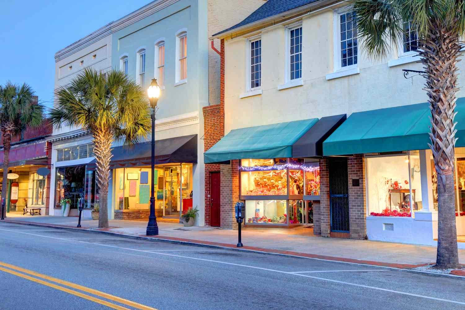 Influencer Shares Frustrating Experience at Local Boutique, and the Story Takes an Unexpected Twist Months Later