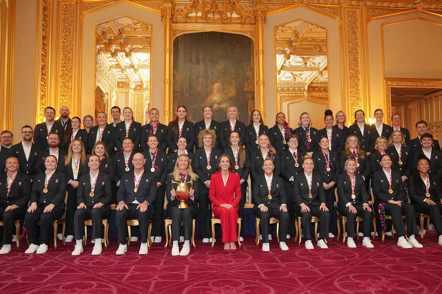 Catherine, Princess of Wales poses with members of the England Women's rugby team at Windsor Castle on January 15, 2026 in Windsor, United Kingdom.