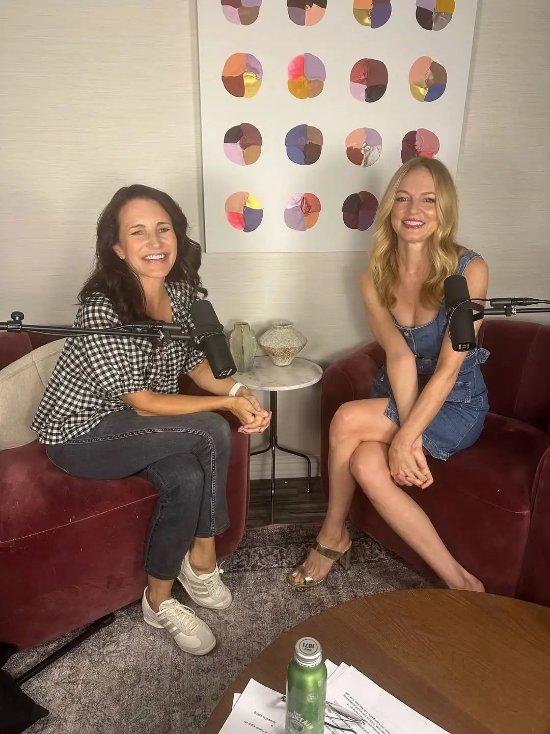 Kristin Davis and Heather Graham recording an episode of "Are You A Charlotte?"