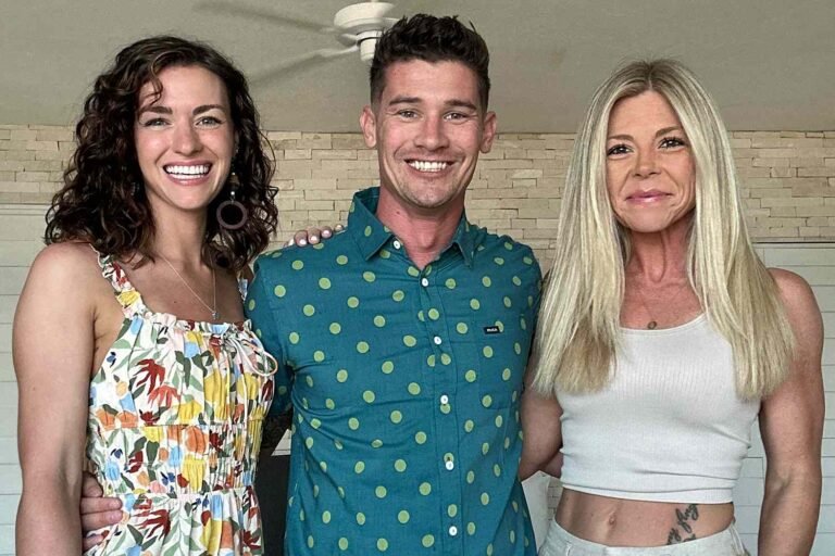 How a Couple’s Shared Experience with Another Woman Shifted Their Relationship Dynamics