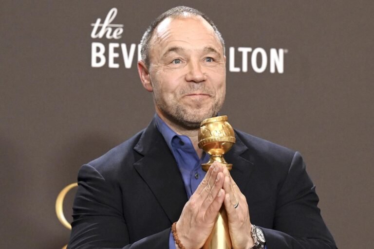 Stephen Graham Shares the Story of Losing His Golden Globe Just Hours After the Ceremony
