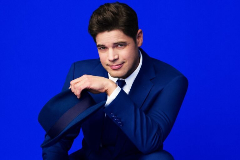 Jeremy Jordan Joins Broadway's Bobby Darin Musical, Stepping in for Jonathan Groff