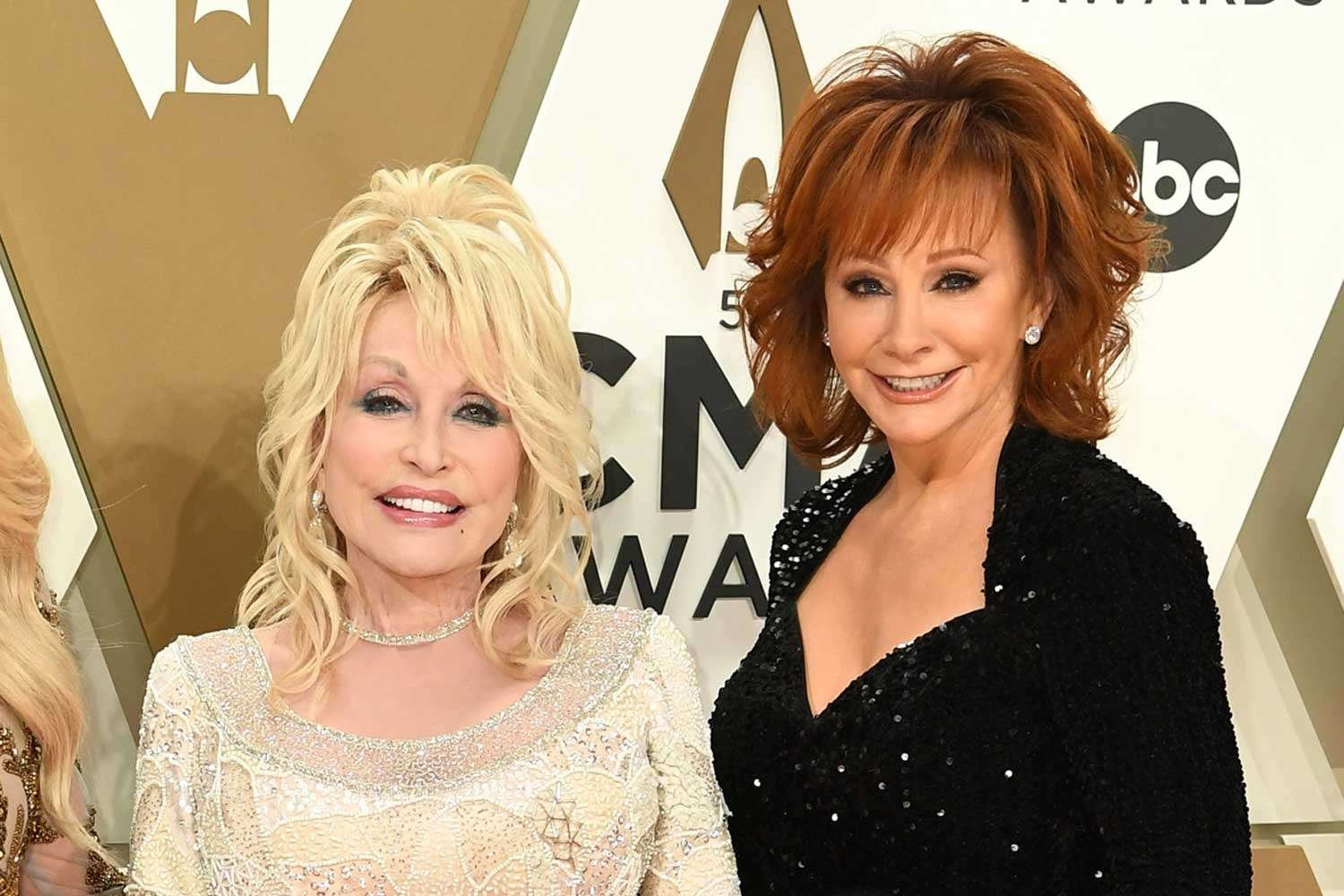 Reba McEntire Shares How Dolly Parton Helped Her Heal After the 1991 Plane Crash