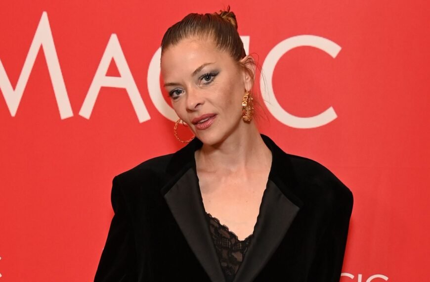 Get to Know Jaime King's Estranged Husband, Austin Sosa