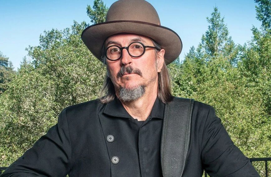 Les Claypool Shares Exciting Plans for 2026 Tour with Primus, Claypool Lennon Delirium, and Frog Brigade