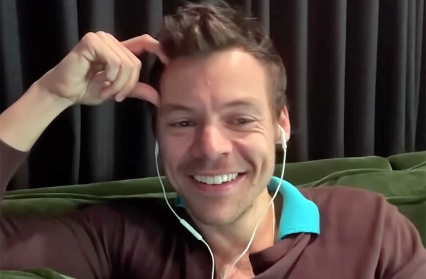 Harry Styles Shares a Fun Take on Punctuation in His New Album Title Kiss All the Time. Disco, Occasionally.