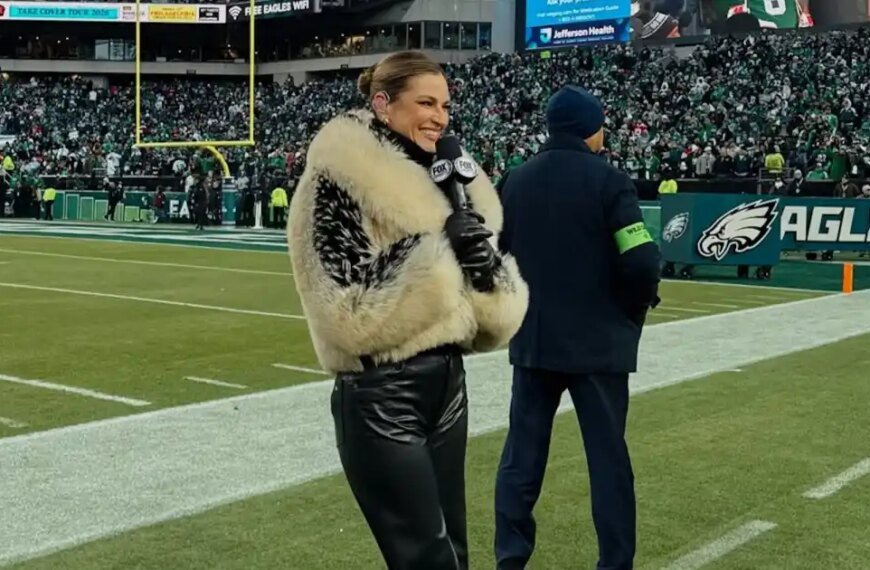 Erin Andrews Stuns in a Fur Coat at the NFC Championship Game Following Her Viral Moment