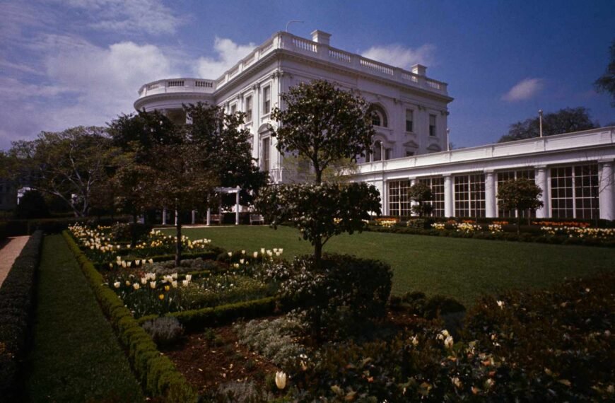 The Hidden Story of Jacqueline Kennedy's White House Garden and Its Unexpected Fate During Renovations
