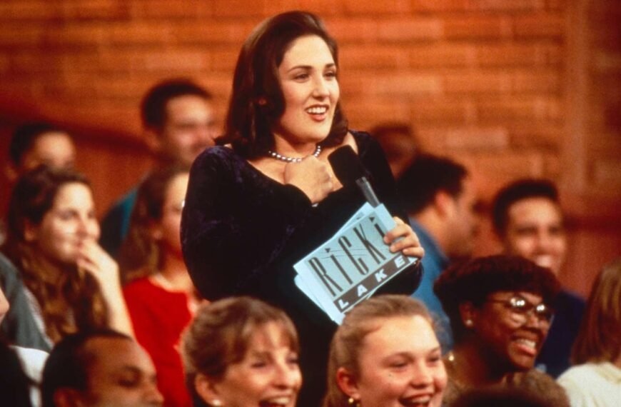Ricki Lake Guest Shares Their Experience of Getting on a '90s Talk Show with Minimal Vetting