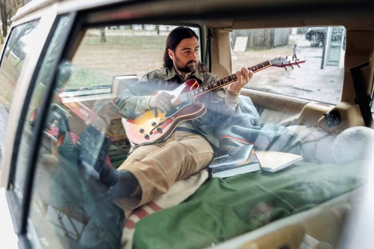 Noah Kahan Shares the Personal Story Behind His New Single 'The Great Divide' and Its Meaningful Video