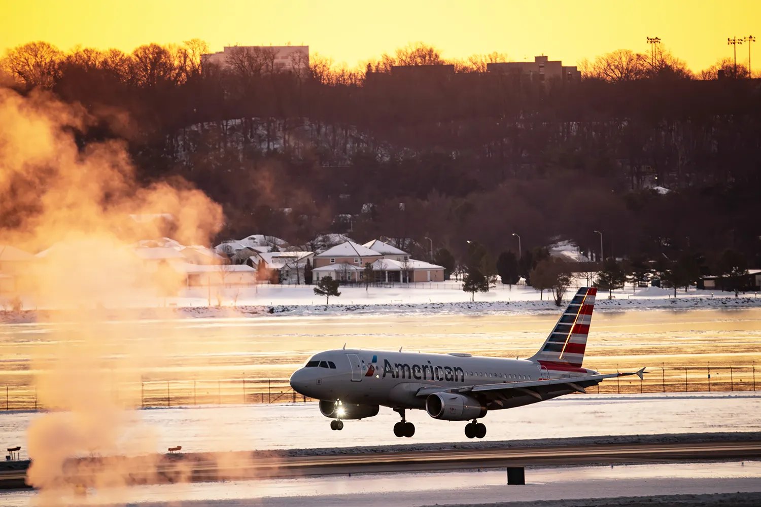 An Airbus A319 plane, operated by American Airlines, lands at Ronald Reagan Washington National Airport (DCA) on Jan. 29, 2026.