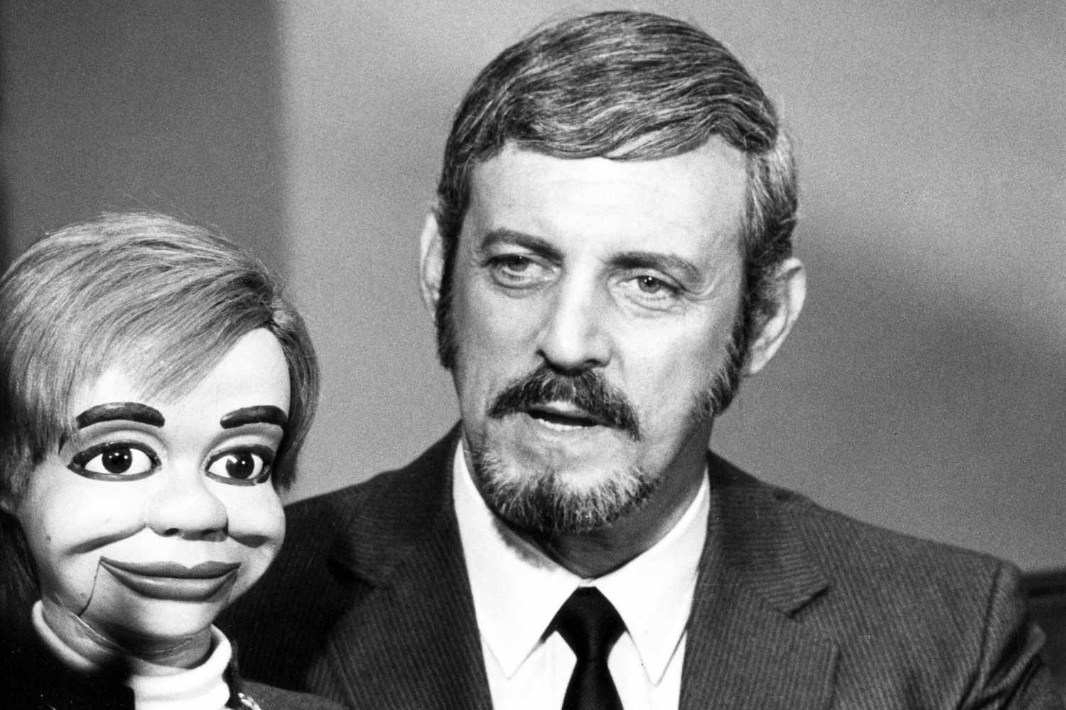 Paul Winchell: How the Voice of Tigger Found Comfort Through Puppetry and Childhood Challenges