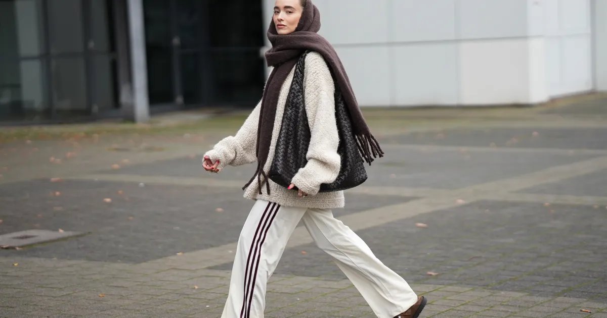 Celebrities Are Loving the Anti-Jeans Trend: Check Out These Stylish Sweatpants