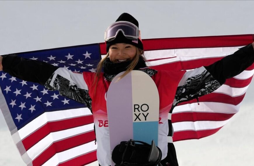 Chloe Kim Faces Shoulder Injury and Uncertainty Ahead of Olympic Competition