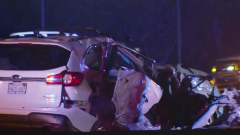Collision on 405 Freeway in Irvine Involves Minivan and Caltrans Truck, Leaving One Person Dead