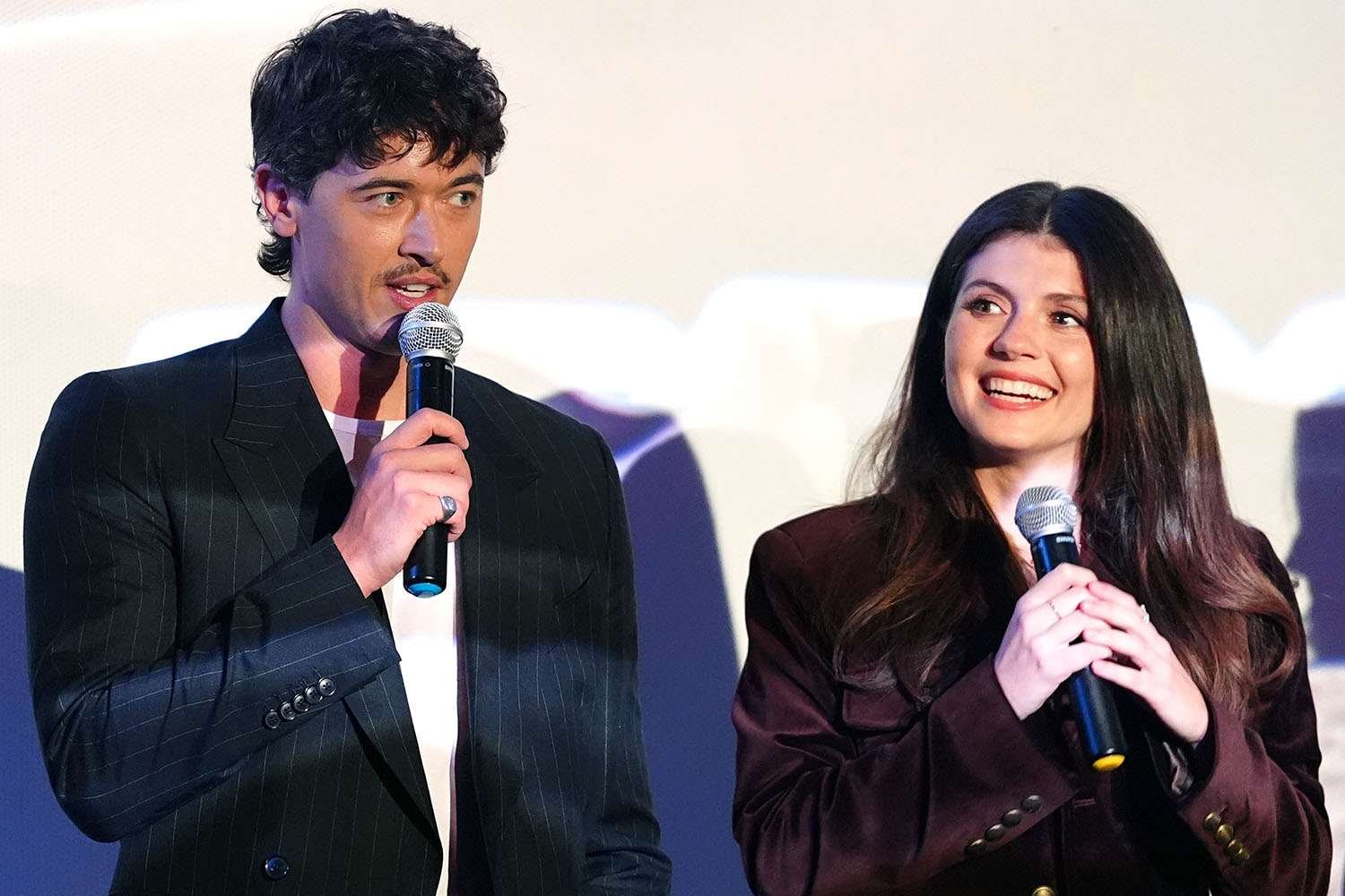 Emily Bader and Tom Blyth Share Their Vacation Pet Peeves, Highlighting One Airport Habit They Find Annoying