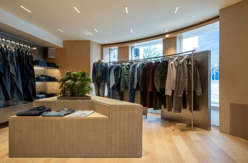 GUESS JEANS Celebrates Homecoming with a New Store in West Hollywood